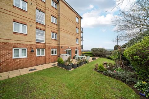 2 bedroom apartment for sale, Wharfside Close, Erith