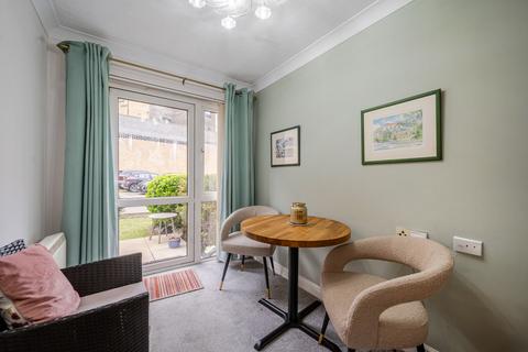 2 bedroom apartment for sale, Wharfside Close, Erith