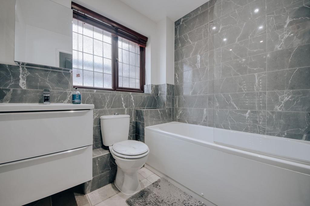 Family bathroom