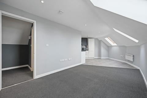 1 bedroom flat to rent, Nelson Road, Twickenham