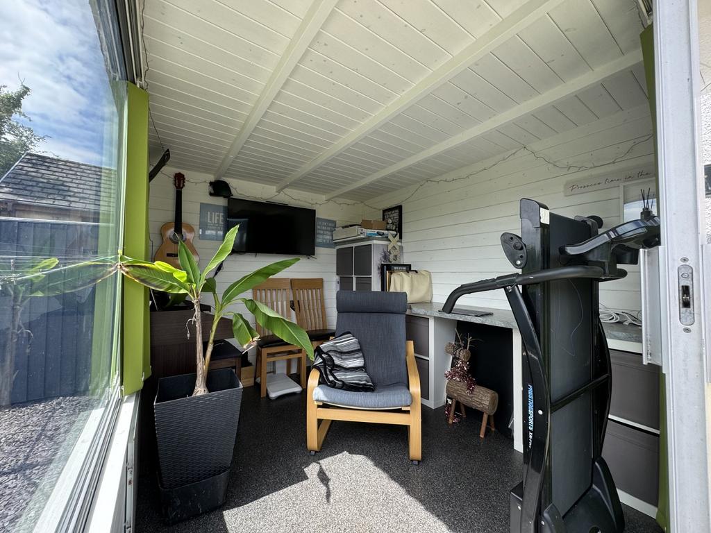 Garden room