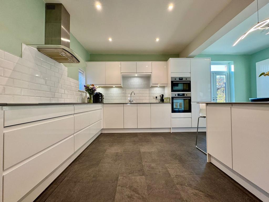 L- kitchen 3