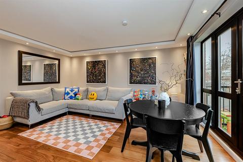 undefined, Forest View, London E4