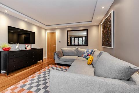 undefined, Forest View, London E4