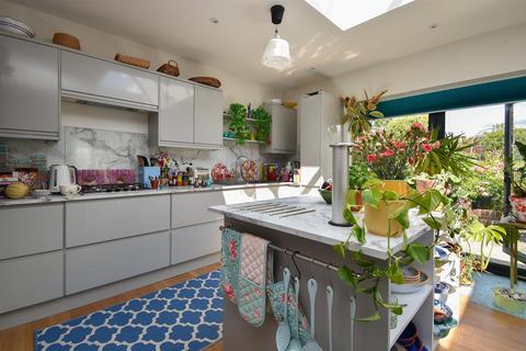 2 bedroom semi-detached bungalow for sale, Conqueror Road, St. Leonards-On-Sea