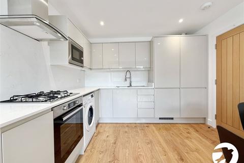 1 bedroom flat to rent, High Street, Bromley, Kent, BR1