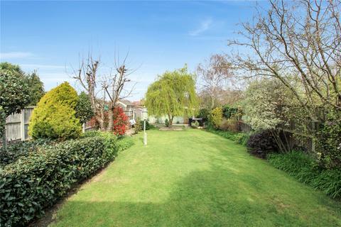 3 bedroom bungalow for sale, Carlingford Drive, Westcliff-on-Sea, Essex, SS0