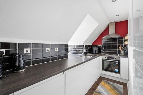 2 bedroom apartment for sale, Uxbridge Road, Rickmansworth, Hertfordshire, WD3