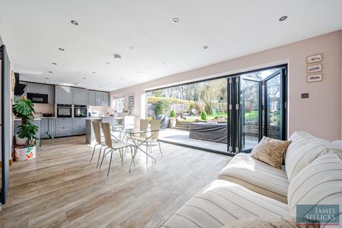 4 bedroom semi-detached house for sale, East Carlton Park, East Carlton, Market Harborough