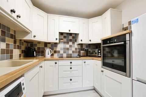 undefined, Kilton Court, Howdale Road, Hull
