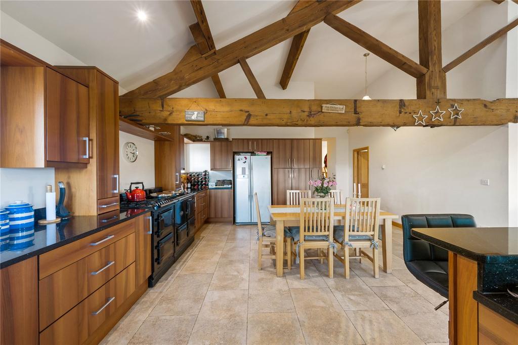 Kitchen/ Living Room