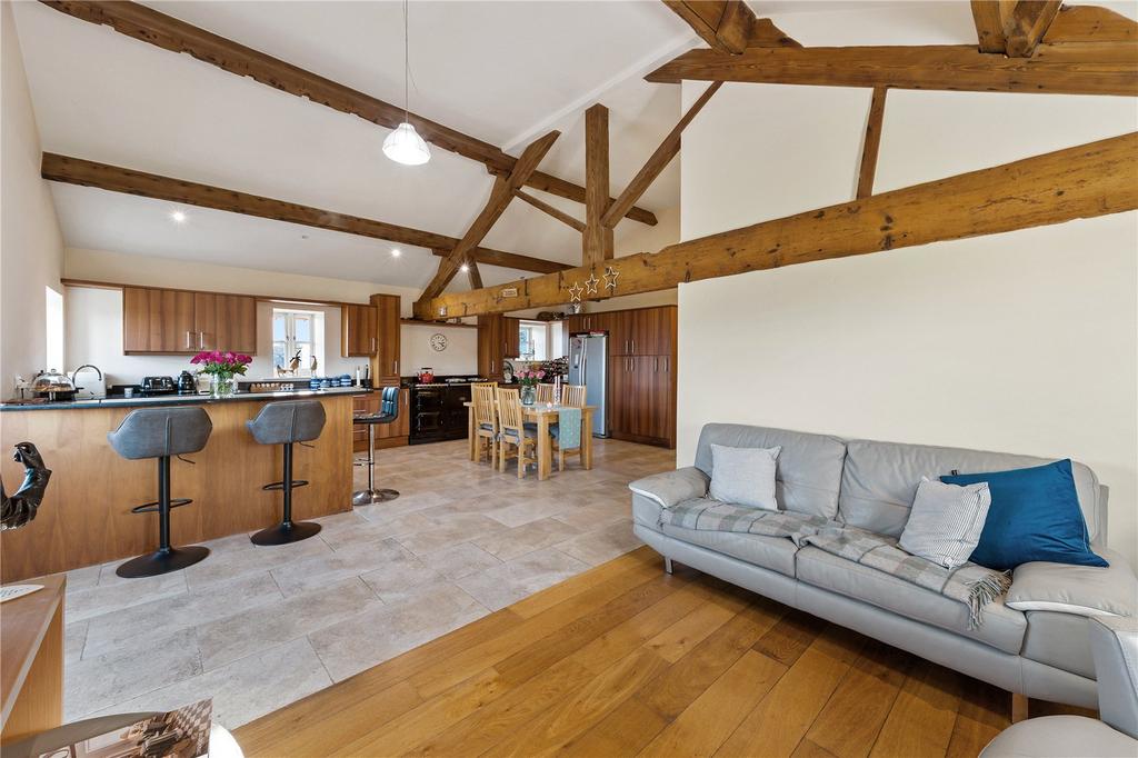 Kitchen/ Living Room