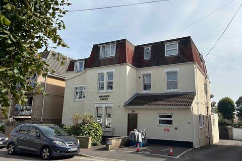 1 bedroom flat to rent, A FIRST FLOOR, ONE DOUBLE BEDROOM FLAT, AVAILABLE LONG TERM, CLOSE TO BEACH AT BOSCOMBE PIER