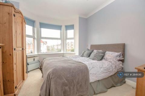 1 bedroom flat to rent, Clare Court, Southampton, SO15