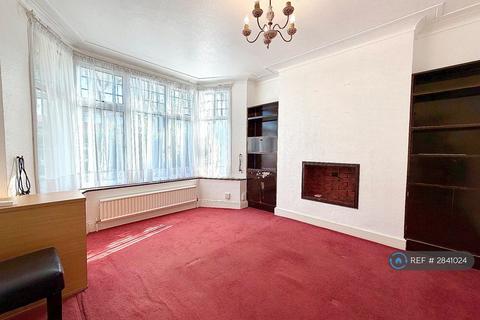 undefined, Holyrood Gardens, Edgware, HA8