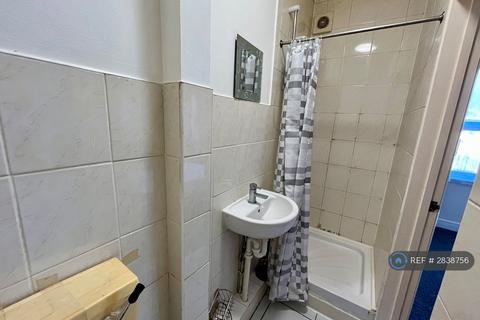 undefined, Cromwell Road, Hounslow, TW3