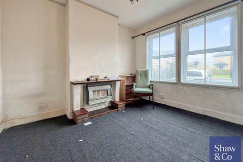 3 bedroom terraced house for sale, Hanworth Terrace, Hounslow TW3