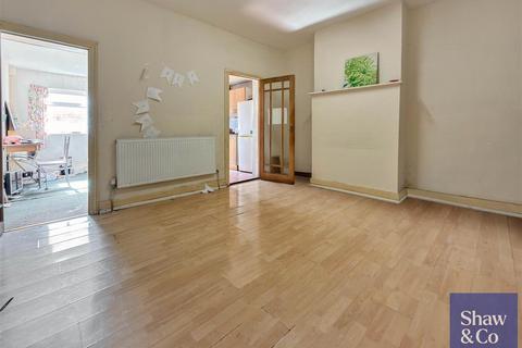 3 bedroom terraced house for sale, Hanworth Terrace, Hounslow TW3