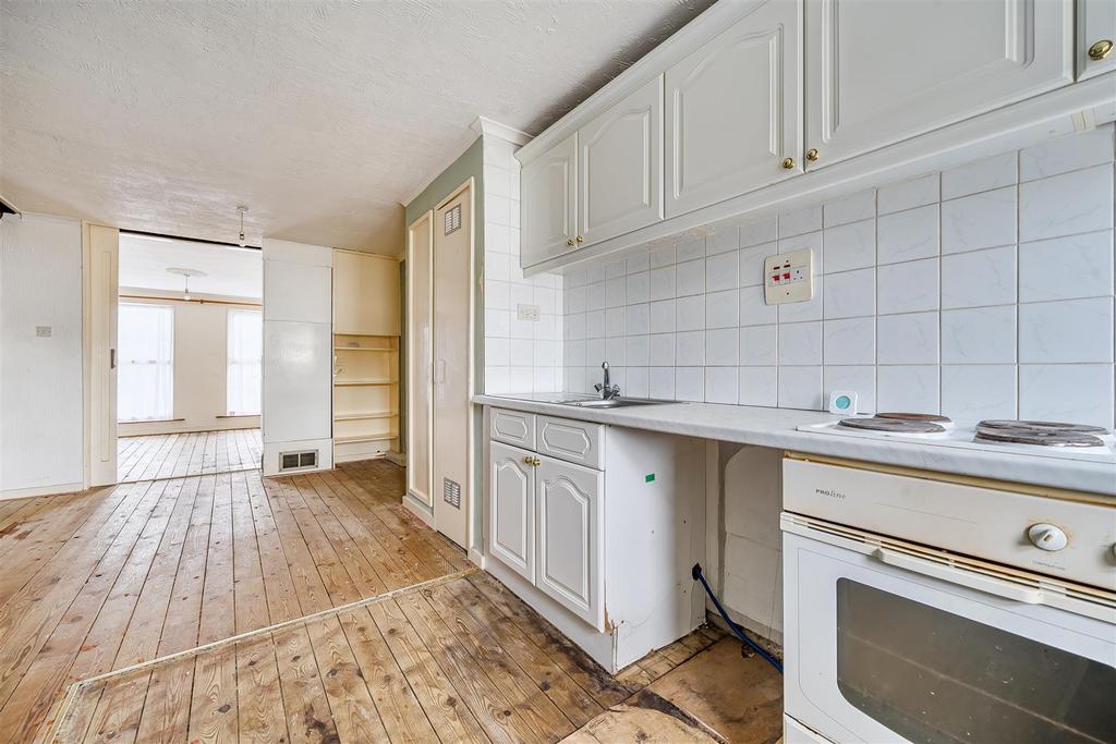Kitchen / dining room