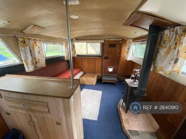 Kitchen/Lounge