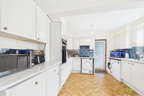 4 bedroom terraced house for sale, Albert Road, Shrewsbury