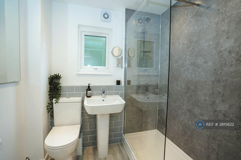 Bathroom #2