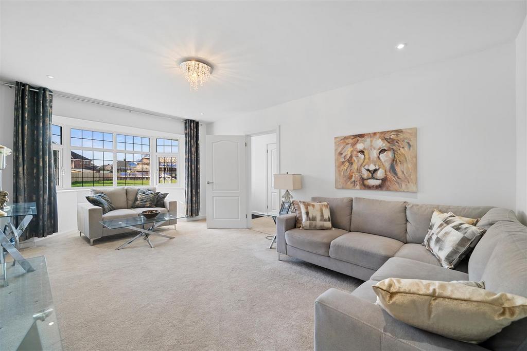 Living Room3.jpg