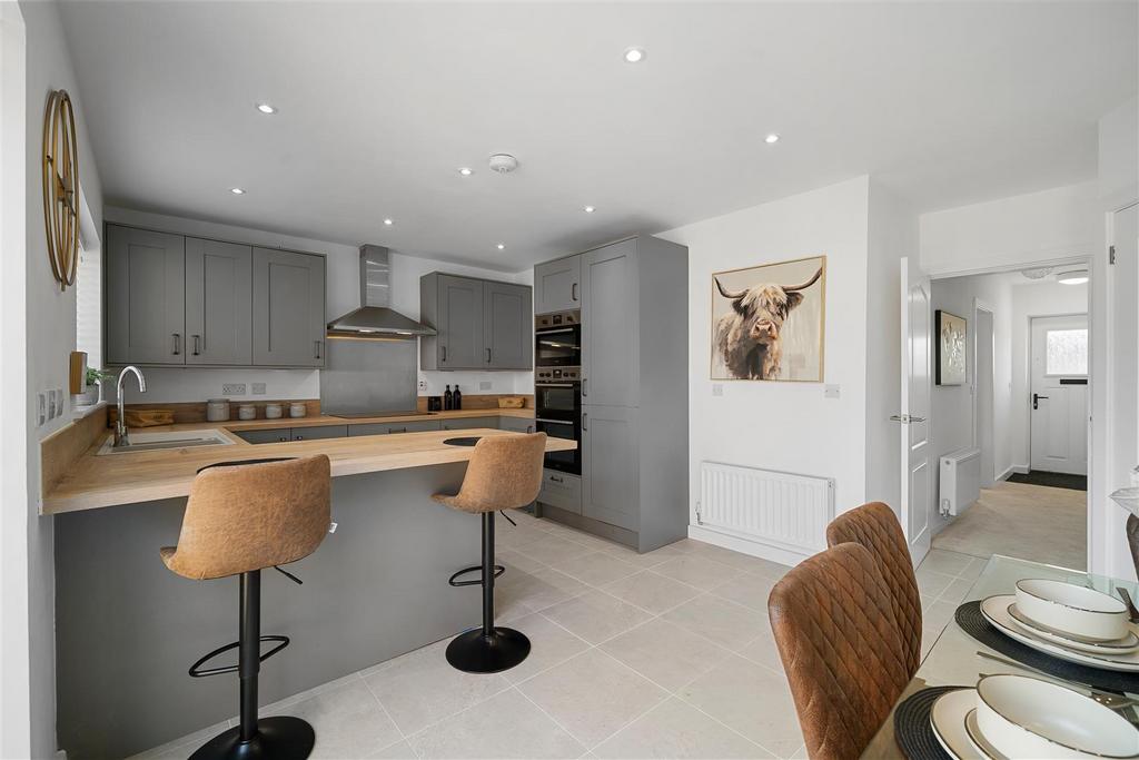 Dining Kitchen