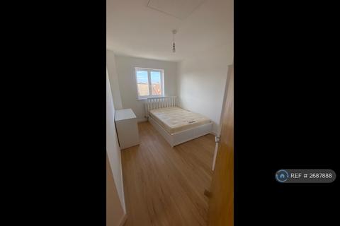 1 bedroom flat to rent, Long Acre House, London, SE28
