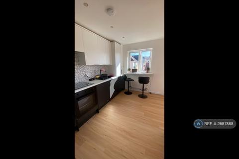 1 bedroom flat to rent, Long Acre House, London, SE28