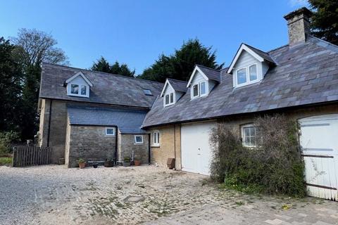 Office to rent, The Barns Fairspear House Leafield OX29 9NY