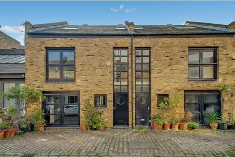 Office to rent, 37 Westminster Bridge Rd London SE1 7QD