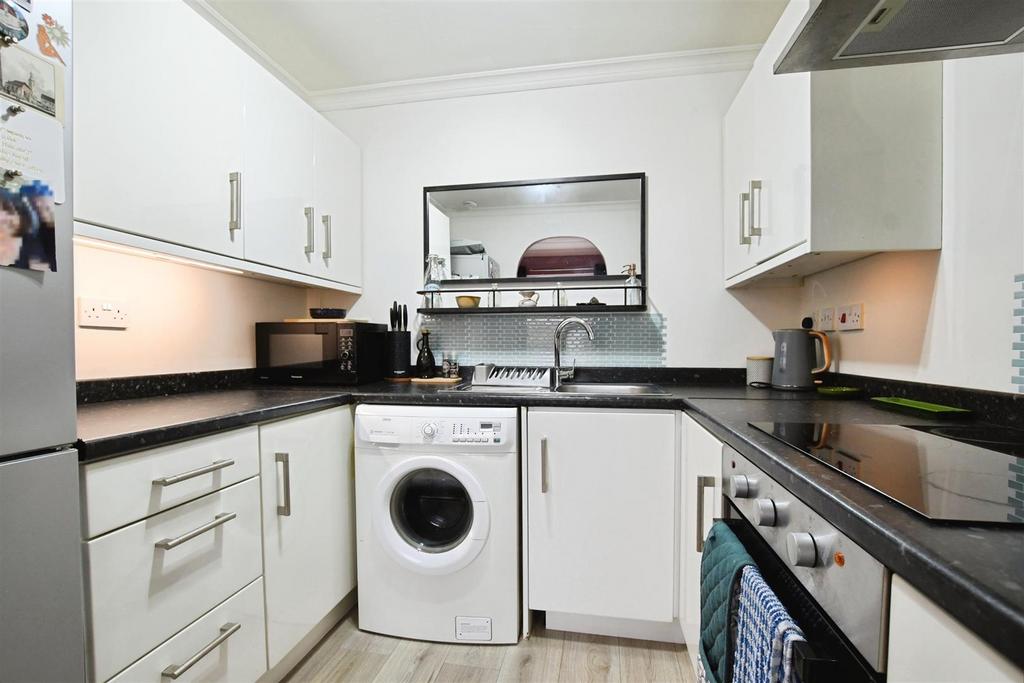 Fitted Kitchen