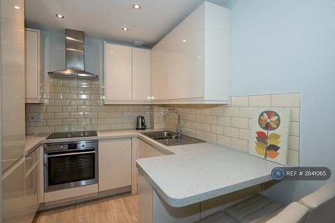 1 bedroom flat to rent, Byron Court, Southampton, SO15