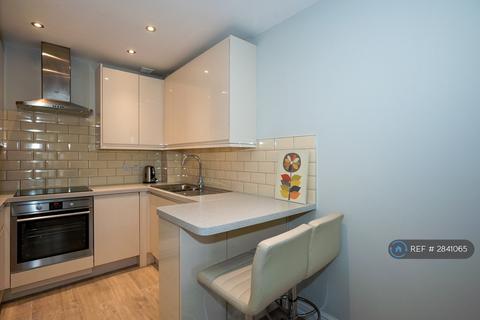 1 bedroom flat to rent, Byron Court, Southampton, SO15