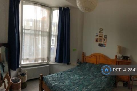 1 bedroom flat to rent, Woodstock Road, Finsbury Park Stroud Green, N4