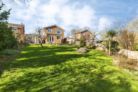 4 bedroom detached house for sale, Greenhill Way, HAYWARDS HEATH
