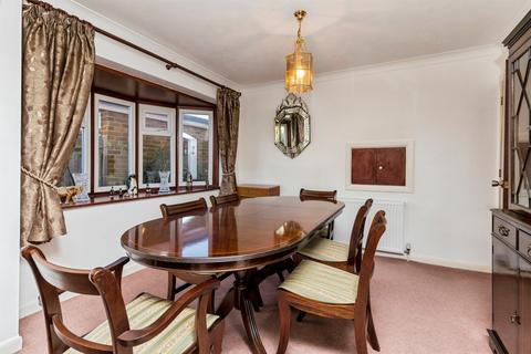 4 bedroom detached house for sale, Greenhill Way, HAYWARDS HEATH