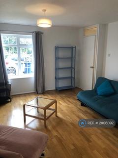 3 bedroom terraced house to rent, Hulatt Road, Cambridge, CB1