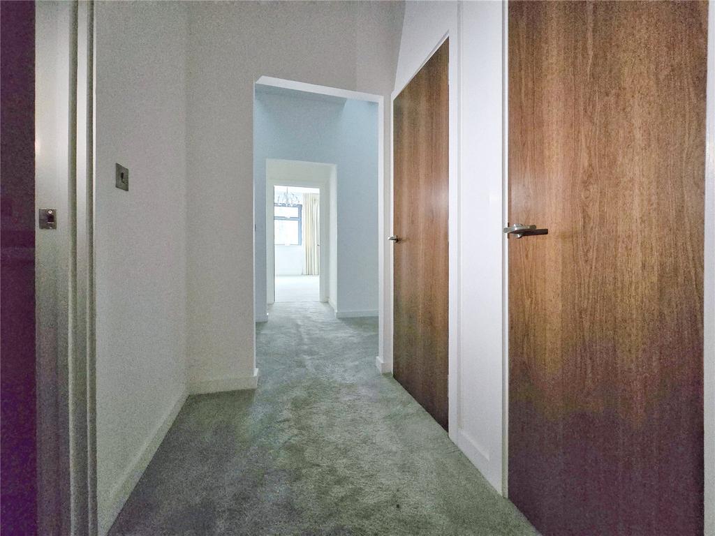 Hall & Storage
