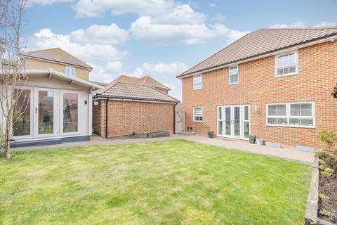 4 bedroom detached house for sale, Winder Place, Aylesham, Canterbury, Kent, CT3