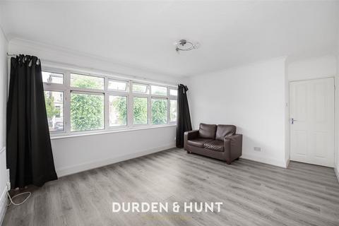 2 bedroom apartment for sale, Grosvenor Road, London E11