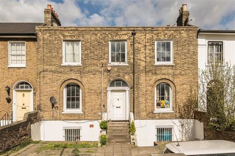 House to rent, New Cross Road, London SE14