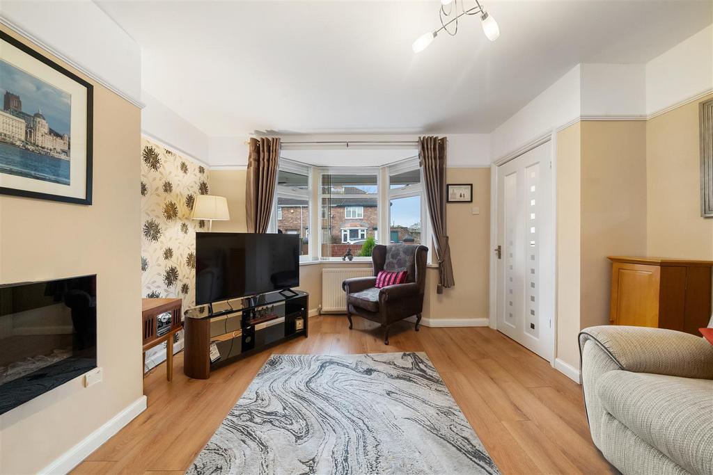 Living Room1.jpg