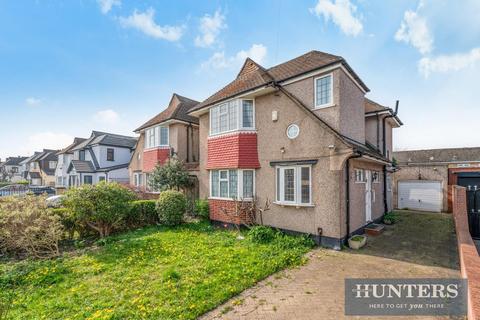 4 bedroom detached house for sale, Camborne Way, Hounslow