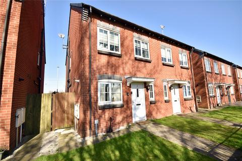 3 bedroom semi-detached house for sale, Baldwins Close, Royton, Oldham, Greater Manchester, OL2
