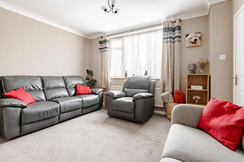 4 bedroom semi-detached house for sale, Cozens-Hardy Road, Sprowston