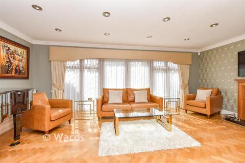 6 bedroom detached house for sale, The Street, Cobham DA12