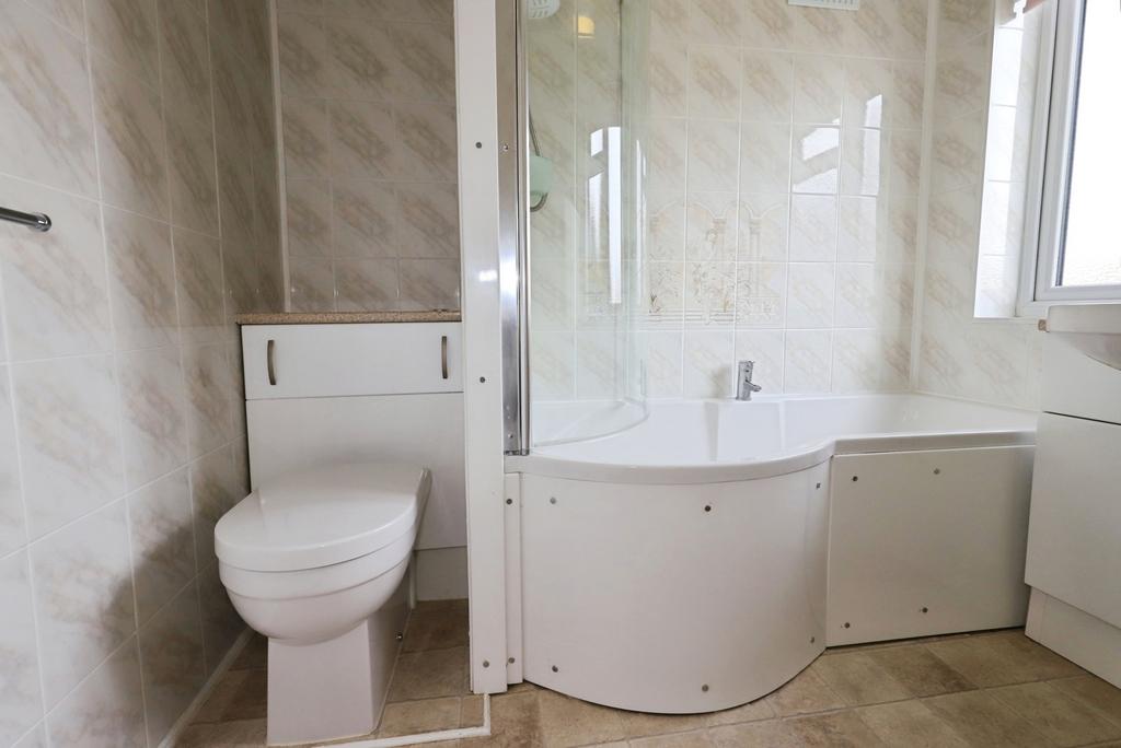 Bathroom / W.C.
