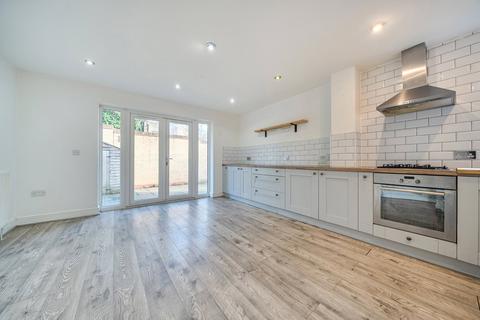 3 bedroom semi-detached house for sale, Franklin Place, London